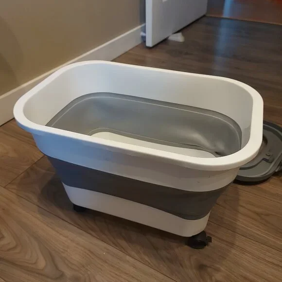 Collapsible Pet Food Storage Container - Picture 2 of 6